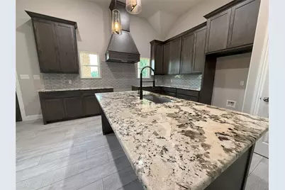 1007 Legend Avenue, Bonham, TX 75418 - Photo 1