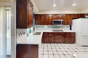 2212 Canyon Valley Trail, Plano, TX 75023 - Photo 9