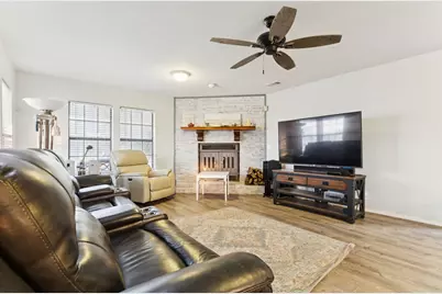 202 Blue Mound Road E, Haslet, TX 76052 - Photo 5