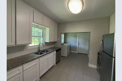 618 Woodard Avenue, Cleburne, TX 76033 - Photo 17