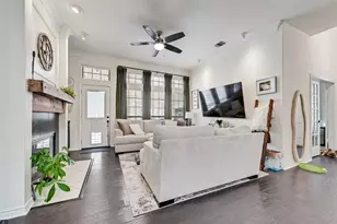 8609 Old Oak Dr, Irving, TX 75063 - Photo 5