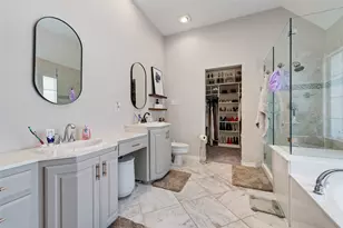 8609 Old Oak Dr, Irving, TX 75063 - Photo 19