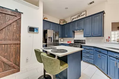 8609 Old Oak Drive, Irving, TX 75063 - Photo 11