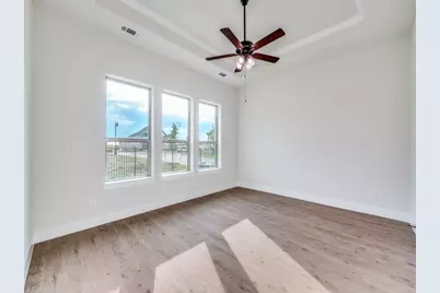 1901 Cascada Way, Little Elm, TX 75068 - Photo 17