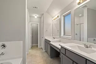 1401 Macaw Ct, Little Elm, TX 75068 - Photo 11