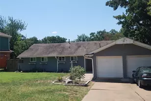 5786 Rockhill Rd, Fort Worth, TX 76112 - Photo 1