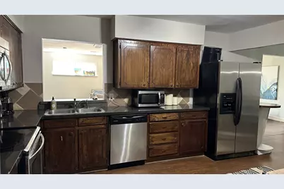 13533 Emeline Street, Farmers Branch, TX 75234 - Photo 11