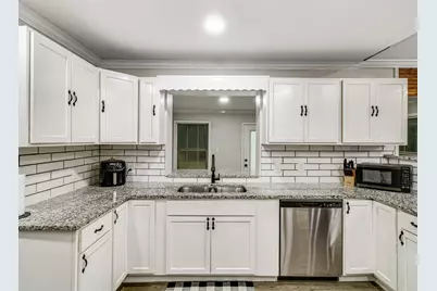 203 S Hogg Street, Streetman, TX 75859 - Photo 17