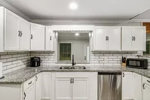 203 S Hogg St, Streetman, TX 75859 - Photo 17