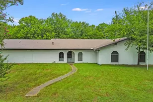 203 S Hogg St, Streetman, TX 75859 - Photo 5