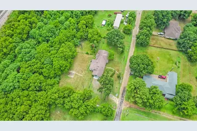 203 S Hogg Street, Streetman, TX 75859 - Photo 3