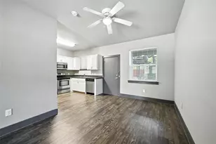 903 Fannin St, Denton, TX 76201 - Photo 5