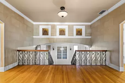 1001 Elizabeth Boulevard, Fort Worth, TX 76110 - Photo 17