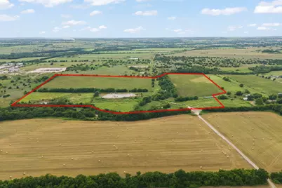 529 County Road 1123, Cleburne, TX 76033 - Photo 17