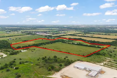 529 County Road 1123, Cleburne, TX 76033 - Photo 11