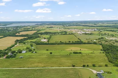 529 County Road 1123, Cleburne, TX 76033 - Photo 5