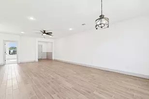 5012 Elizabeth St, Granbury, TX 76048 - Photo 11