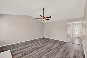 707 Shadybrook Ln, Seagoville, TX 75159 - Photo 13