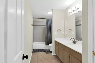 2416 Garden Park Ct, Arlington, TX 76013 - Photo 15