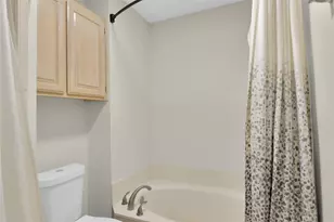 2416 Garden Park Ct, Arlington, TX 76013 - Photo 23