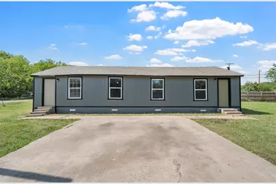 1601 Sam Houston Street, Bellmead, TX 76705 - Photo 1