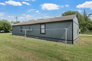 1601 Sam Houston St, Bellmead, TX 76705 - Photo 3