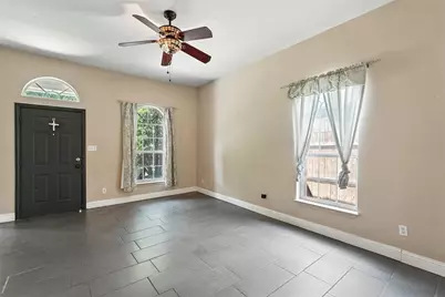 1510 N Carroll Avenue, Dallas, TX 75204 - Photo 3