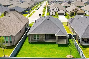 7001 Mapleshade Way, Little Elm, TX 76227 - Photo 33