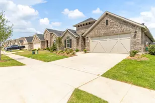 7001 Mapleshade Way, Little Elm, TX 76227 - Photo 19