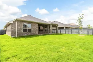 7001 Mapleshade Way, Little Elm, TX 76227 - Photo 17