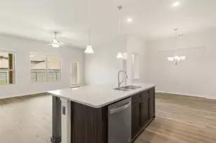 7001 Mapleshade Way, Little Elm, TX 76227 - Photo 9