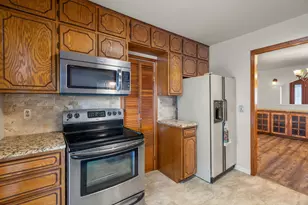 337 Town N Dr, Terrell, TX 75160 - Photo 11