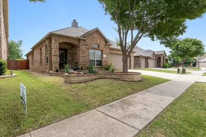 10121 Bridgewater Drive, McKinney, TX 75072 - Photo 3