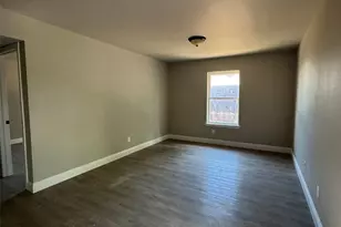 614 Londonderry Ln, Denton, TX 76205 - Photo 1