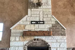 18729 County Rd 620, Venus, TX 76084 - Photo 5