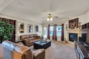 105 Manor Ln, Waxahachie, TX 75165 - Photo 11