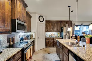 105 Manor Ln, Waxahachie, TX 75165 - Photo 13