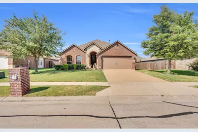 105 Manor Lane, Waxahachie, TX 75165 - Photo 3