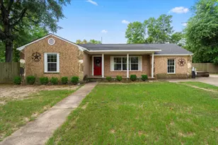 502 Montgomery St, Pittsburg, TX 75686 - Photo 1