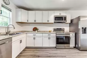 7659 Double Bridge Rd, Mabank, TX 75156 - Photo 9