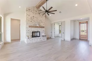 1033 Lilly Ln, Weatherford, TX 76088 - Photo 9