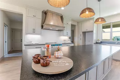 1033 Lilly Lane, Weatherford, TX 76088 - Photo 1