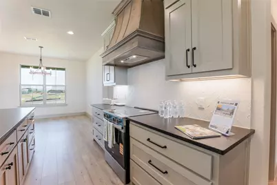 1033 Lilly Lane, Weatherford, TX 76088 - Photo 17