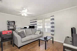 1612 Dent St, Garland, TX 75042 - Photo 3