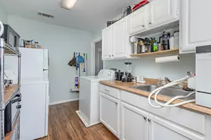 1612 Dent St, Garland, TX 75042 - Photo 11