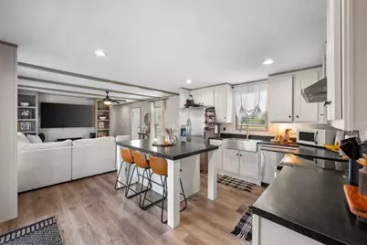 421 S Garitty Street, Frost, TX 76641 - Photo 11