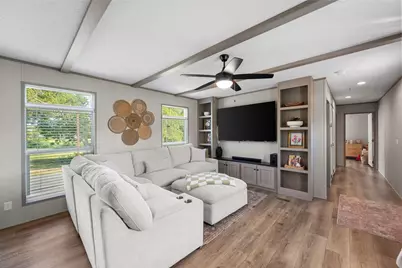 421 S Garitty Street, Frost, TX 76641 - Photo 5