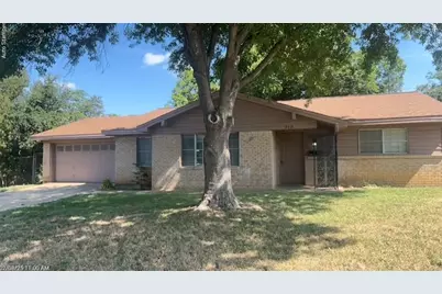 212 Hallbrook Drive, Fort Worth, TX 76134 - Photo 1