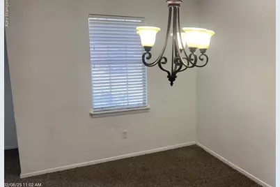 212 Hallbrook Drive, Fort Worth, TX 76134 - Photo 5