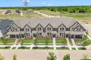 1105 Carnation Dr, Crowley, TX 76036 - Photo 3